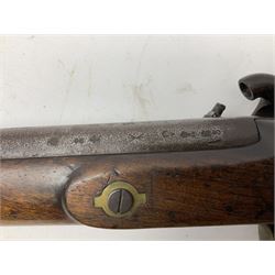 19th century Enfield .577 percussion gun, dated Tower 1855, with 81cm barrel, shortened walnut stock reduced to one band and impressed 'Pimlico 1862' with brass fittings, the butt plate inscribed 'BRK 708', L125cm