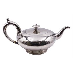 Victorian silver teapot, of plain compressed spherical form with scroll capped curved handle, upon a short stepped foot, hallmarked G R Collis & Co, Birmingham 1847, including handle H15cm approximate weight 26.15 ozt (813.3 grams)

This item has been registered for sale under Section 10 of the APHA Ivory Act 