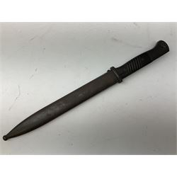 WW2 German Model 1884/98 knife bayonet the 25cm steel blade marked Jos. Coris Sn. No.7464; in steel scabbard with same makers mark and number and dated 1940
