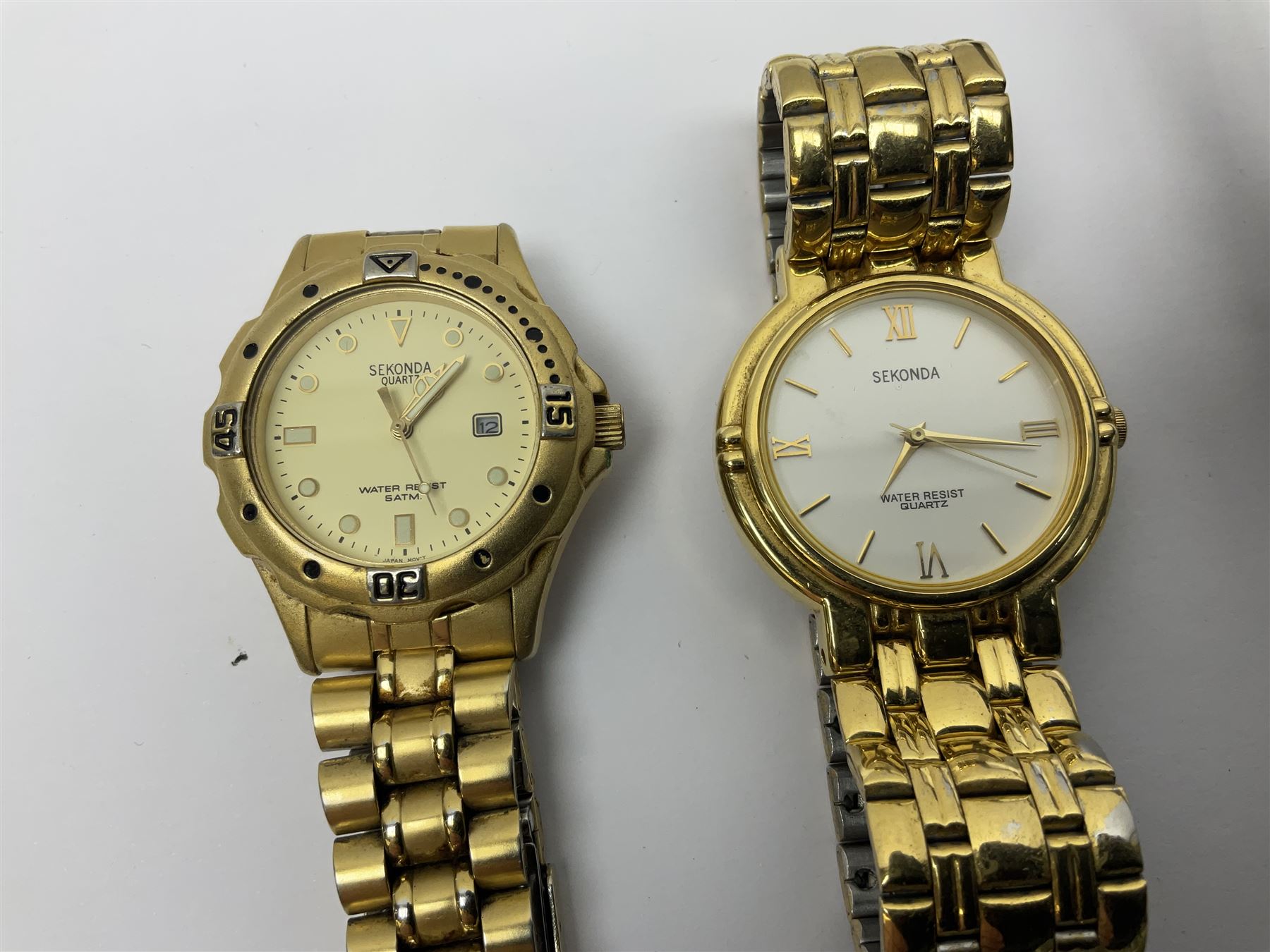 Two ladies Skagen wristwatches, to include 107SGSC and 107SGGD, both on stainless steel mesh straps, boxed, together with four other ladies wristwatches (6)