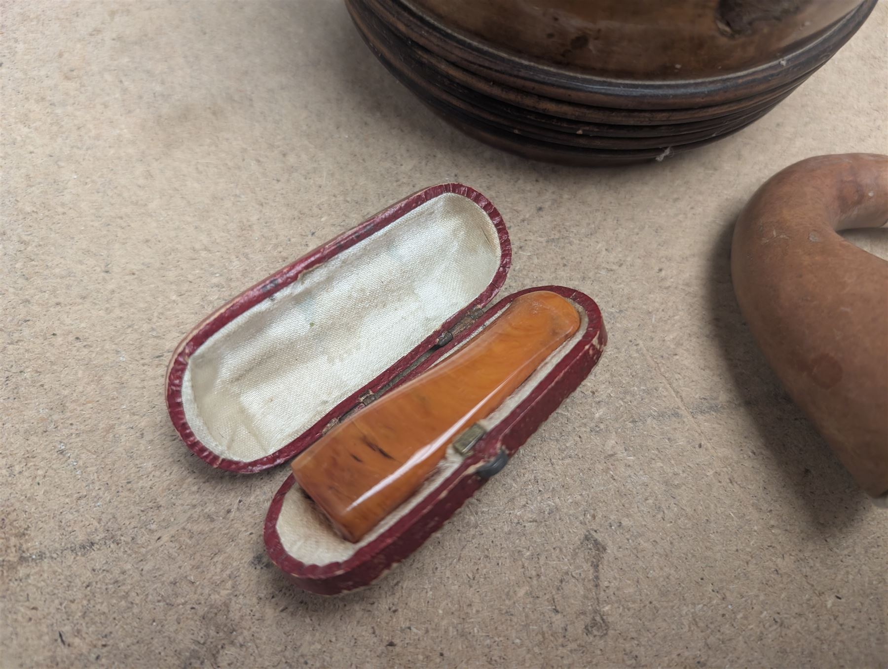 Turned wooden tobacco jar, pipe and an amber cheroot holder, H20cm