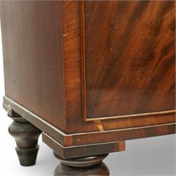 19th century mahogany chest of drawers, bow fronted form with two short over three long drawers, each veneered in matched flame mahogany, on turned feet