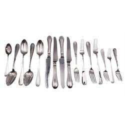 Continental silver flatware, comprising four table knifes with silver handles, four table forks, four table spoons, three dessert forks, and one dessert spoon, each stamped 800, and marked 'DB', approximate weighable silver 18.55 ozt (577.1 grams)