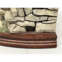 Pair of Border Fine Arts bookends '10 O'Clock Break' model No. L158 by Adrian Hughes, limited edition No. 763/1500, L37cm overall