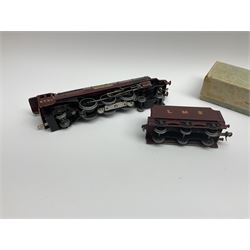 Hornby Dublo - three-rail Duchess Class 4-6-2 locomotive 'Duchess of Atholl' No.6231 with yellow nameplate; in pale blue box; with separate unboxed D2 tender (2)