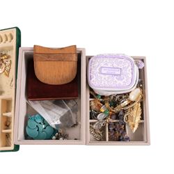 Silver jewellery, including faux pearl necklace and earrings, costume jewellery, Bulova automatic wristwatch, etc