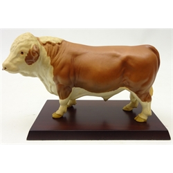  Beswick matt Hereford bull, on stand, L21cm  