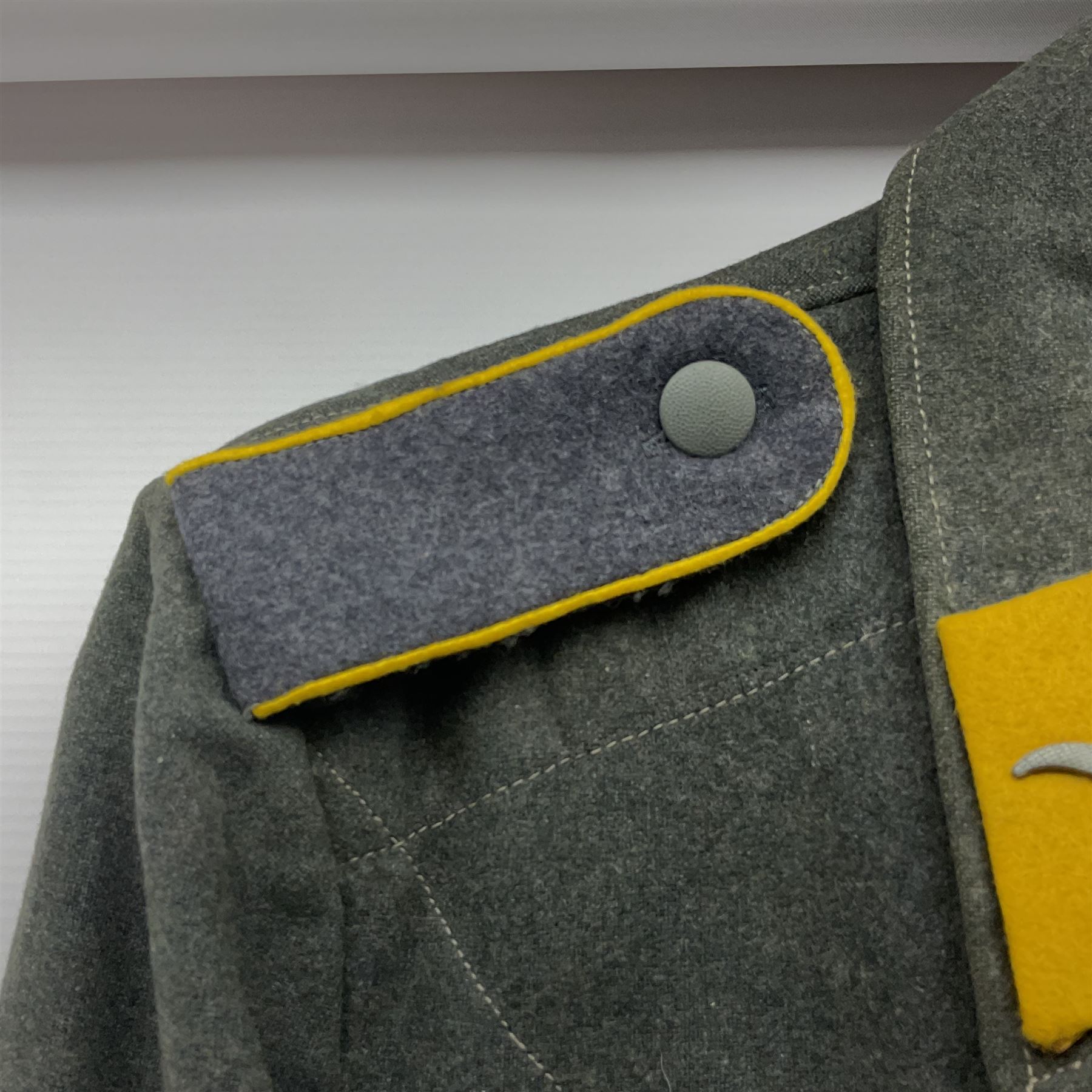 WW2 German Luftwaffe senior private fliegebluse (field blouse) 