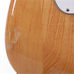 Fender Stratocaster electric guitar, serial no. MN8110169 made in Mexico c. 1998, with natural body, maple neck, three pickups, three control dials and five way selector switch, L99cm 