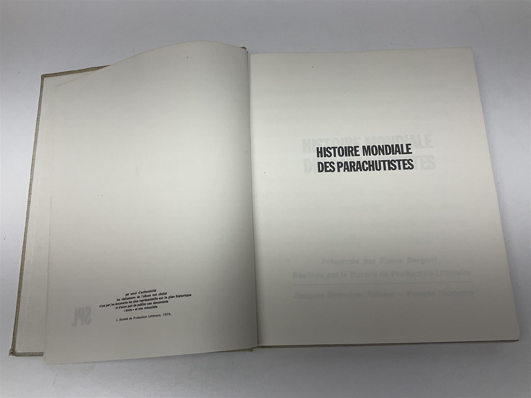 Seven military reference books - Histoire Mondiale Des Parachutistes; Yves Debay: French Foreign Legion  Paratroopers; Bragg & Turner: Parachute Wings; Barney White-Turner: Horse Guards; and three works on uniforms/standards (7)
