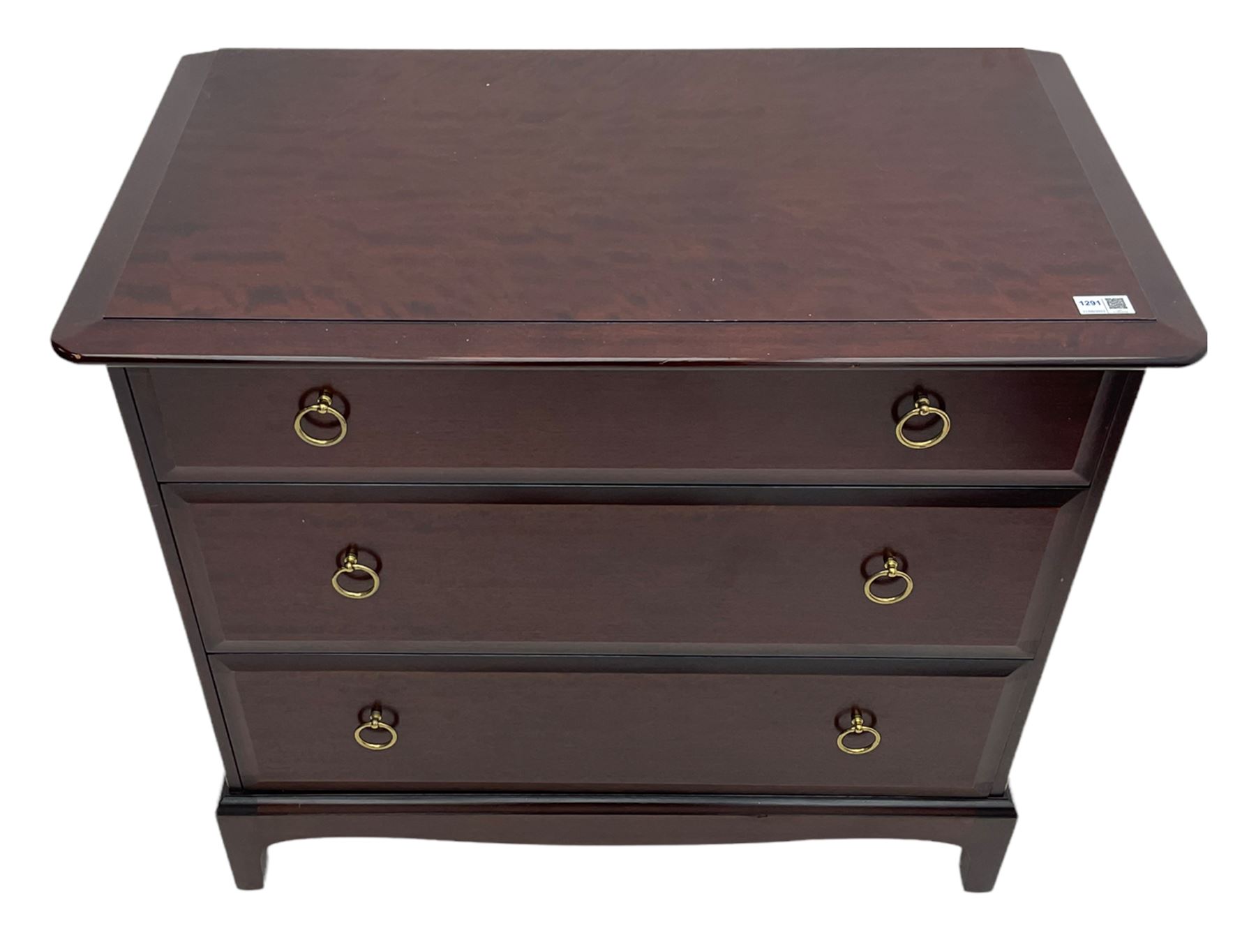 Stag Minstrel range mahogany three drawer chest, pair of matching