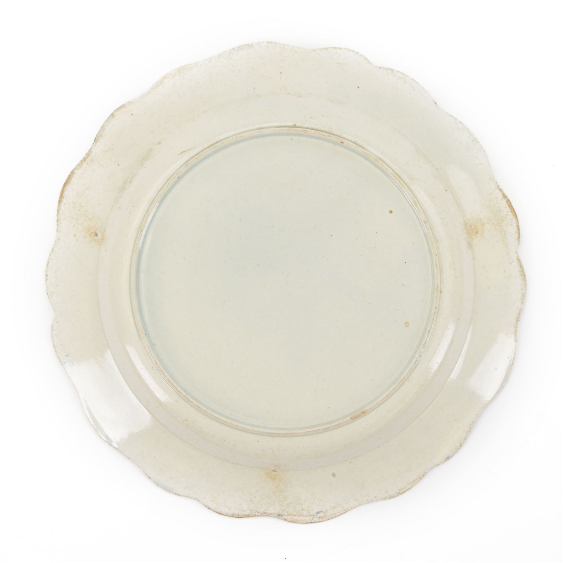 Near pair of late 18th century blue and white Pearlware plates, possibly Liverpool, D20cm