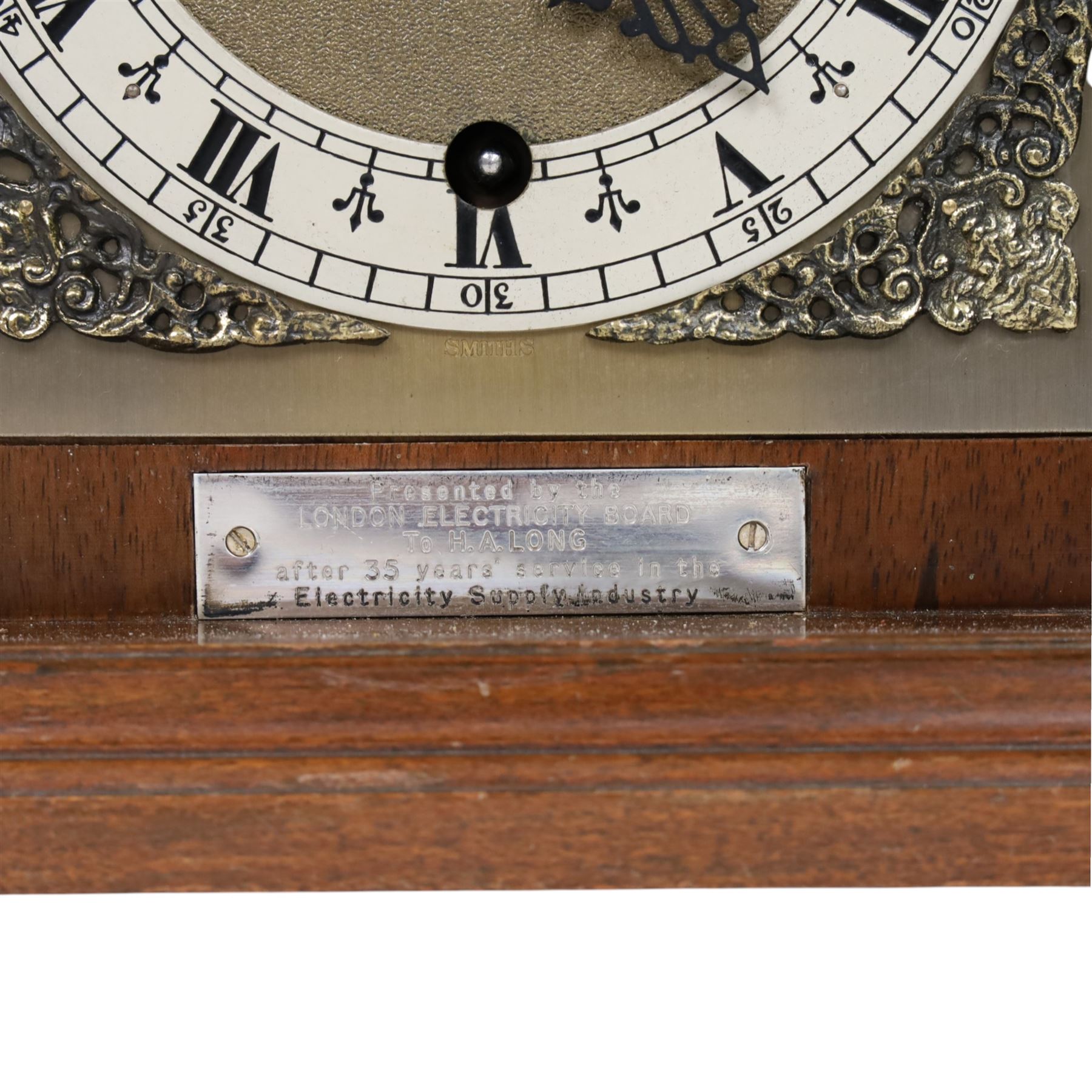  English burr walnut cased eight day chime bracket clock, with brass knopped carrying handle, with white chapter ring dial surrounded by four brass spandrels,  H30cm