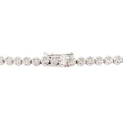 18ct gold diamond necklace, one hundred fourteen clusters, each set with seven round brilliant cut diamonds, hallmarked, total diamond weight 5.00 carat, boxed with certificate