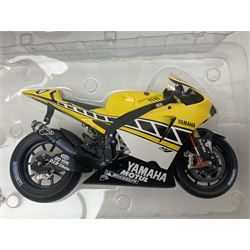 Three Minichamps 1:12 scale die-cast motorcycles - Yamaha YZR 500 Max Biaggi 2000; Yamaha YZR-M1 Colin Edwards Fiat Yamaha Team MotoGP 2007 GP Australia; and Yamaha YZR 500Team Yamaha Max Biaggi 500ccGP 2001; all boxed (3)