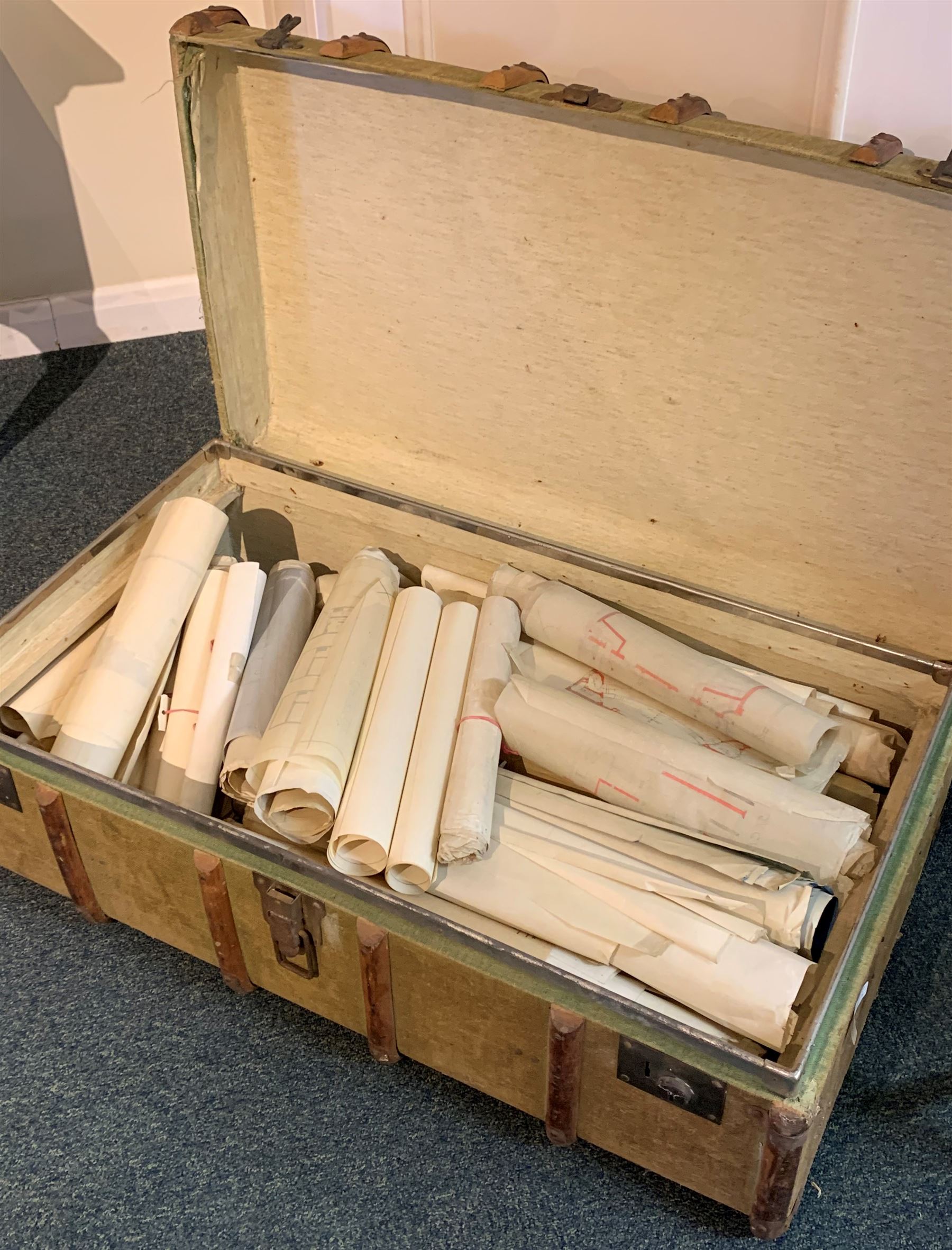 Thomas William Whipp ARIBA (1880-1950) (Chartered Architect and Surveyor): Quantity of architectural drawings and plans relating to Scarborough including: Manor Road Boarding House 1932, Temperance Hall Falsgrave Road 1935, Londesborough Theatre and Picture House 1930 Cooperative Bakery Victoria Road 1938, 4 Valley Bridge Parade 1927, Cooperative Society 181-183 Dean Road 1931, Mill Lane Bakery 1938, housed in a canvas steamer style trunk, wood and metal bound, L91cm