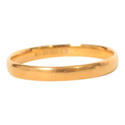 22ct gold wedding band, hallmarked