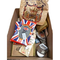 Collectables, including silk cigarette cards, pin badges, kyrings, tins, etc 