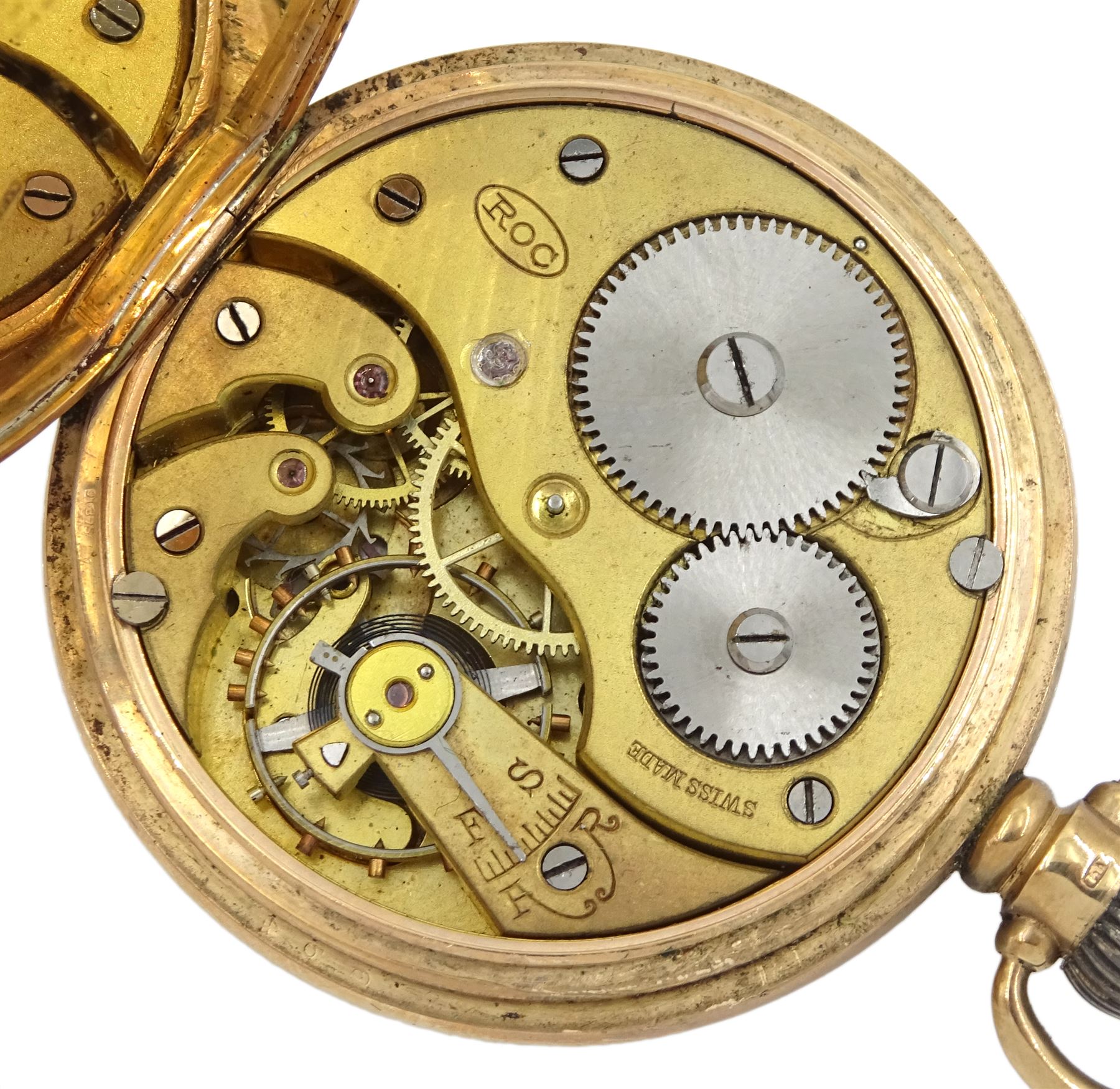 Early 20th century 9ct gold open face keyless lever presentation pocket watch, inner cover inscribed 'Presented to Sgt. H. Jeavons. Goldstream Guards M.M by the Manvers Main Collieries Ltd & their Workmen as a Token of Appreciation on Being Awarded the Military Medal for Bravery on the Battlefield 1918', case by Dennison, Birmingham 1917