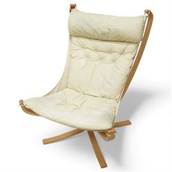 Sigurd Resell (1920–2010) for Vatne Møbler - ‘Falcon’ chair, beige leather sling seats sus...