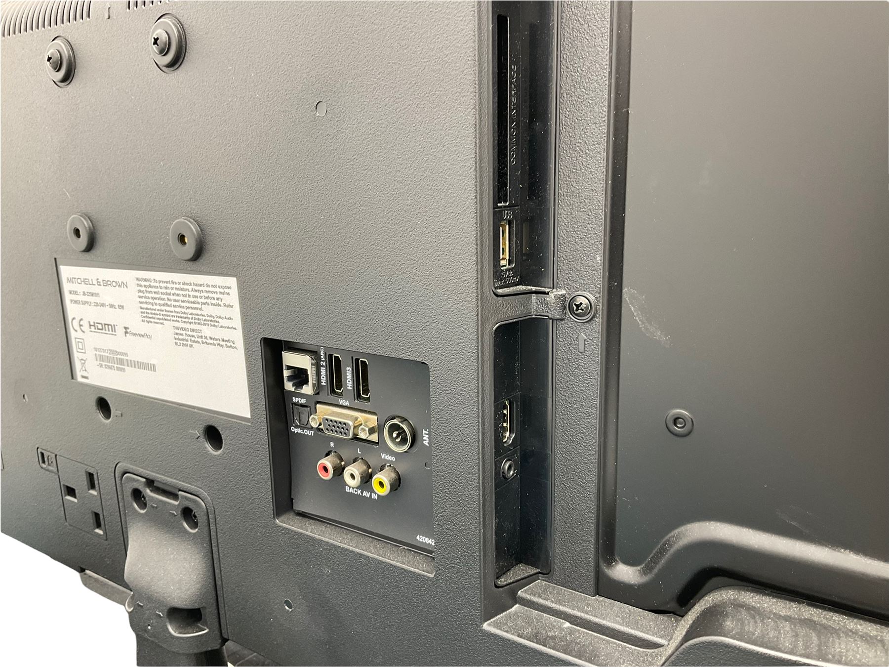 Mitchell and Brown JB-32SM1811 and a Panasonic Blu-ray player