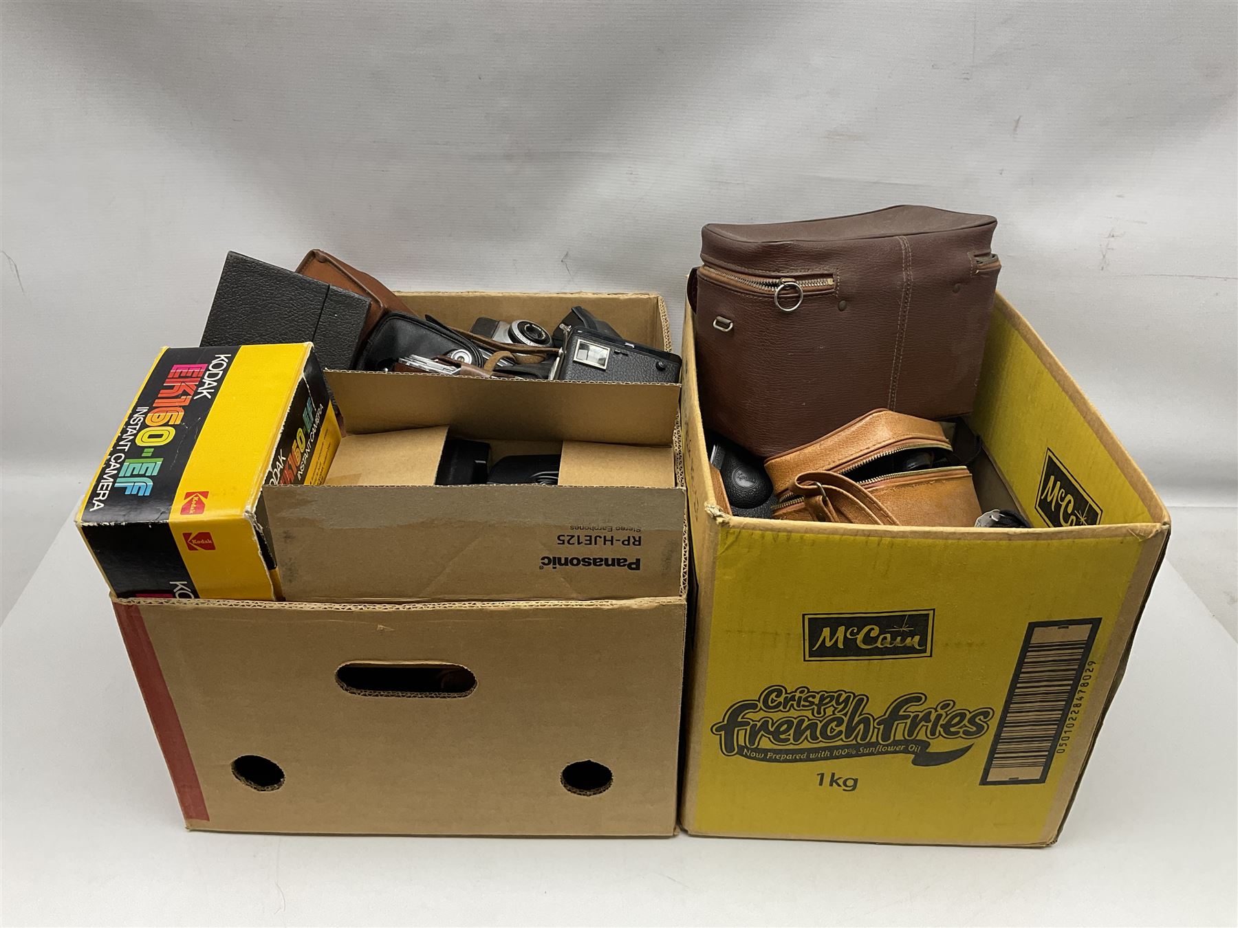 Collection of cameras and equipment, to include Boots comet 404 - X, Kodak DC25, Pentax ESPIO 90MC, olympus XA1, Kodak instamatic camera, tripods, cases, etc 