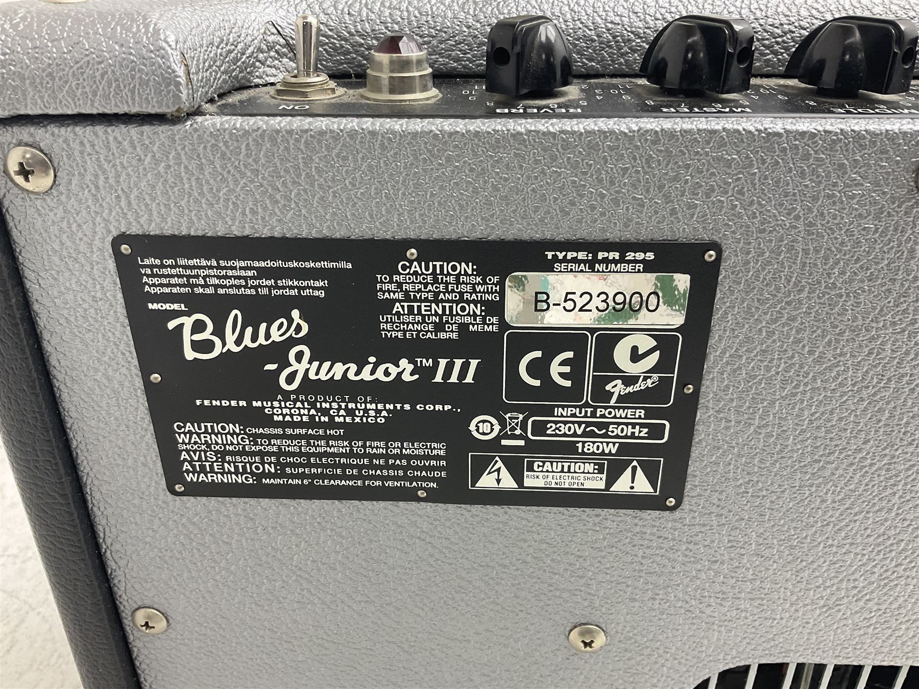 Fender Limited Edition Blues Junior III type PR-295 combo; serial no.B-523900; L46cm