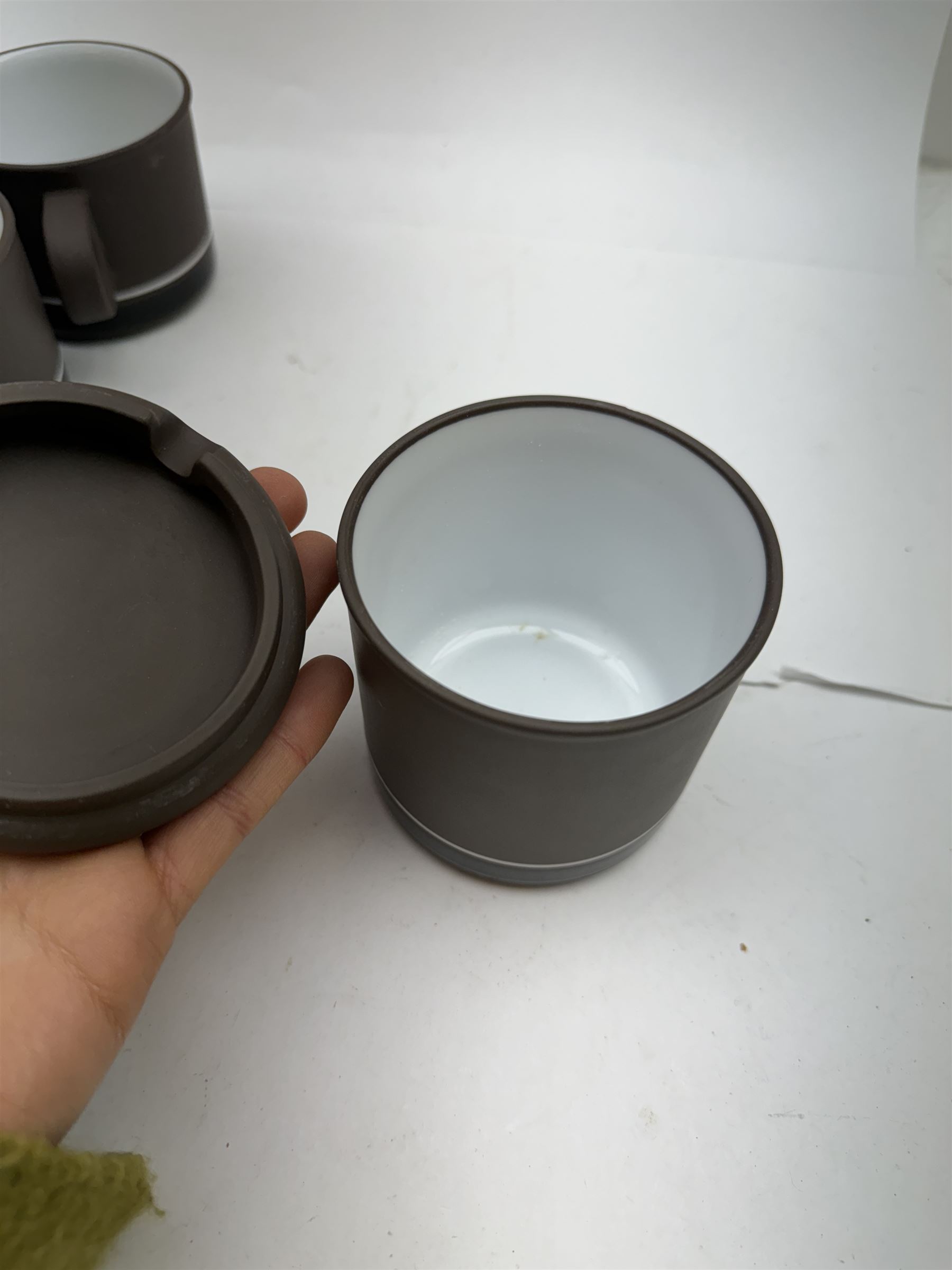 Hornsea Lancaster Vitramic Contrast pattern tea service, including coffee pot, jug, sugar bowl, cups saucers, etc together with other items of Hornsea Lancaster Vitramic