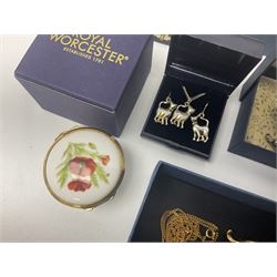 9ct gold jewellery, comprising signet ring and a pair of hoop earrings, together with three silver stone set necklaces, a Steiff teddy bear necklace and other costume jewellery, some boxed 