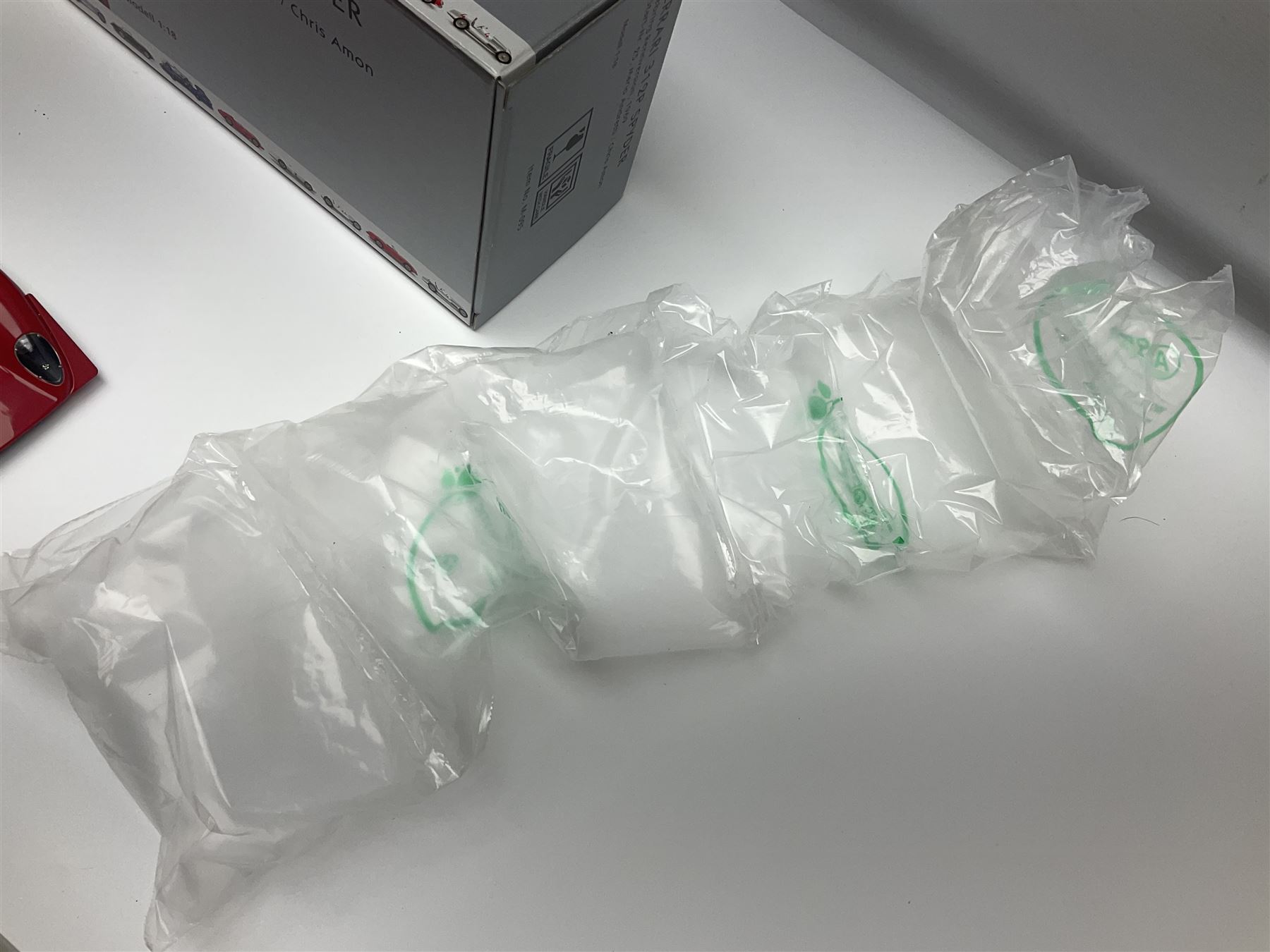 CMC 1:18 Scale Model of a Ferrari 312P Spyder 'Sebring Rennversion, 1969, Start-Nr. 25, Mario Andretti / Chris Amon'; manufactured by CMC Exclusive Modelle; No. M-095. Serie Nr. 1365 with certificate. Fully constructed and out of box with original box, accessories, packaging and paperwork.