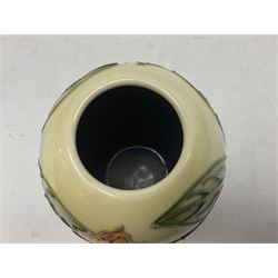 Moorcroft Simeon patterned vase, with printed mark beneath, H9cm