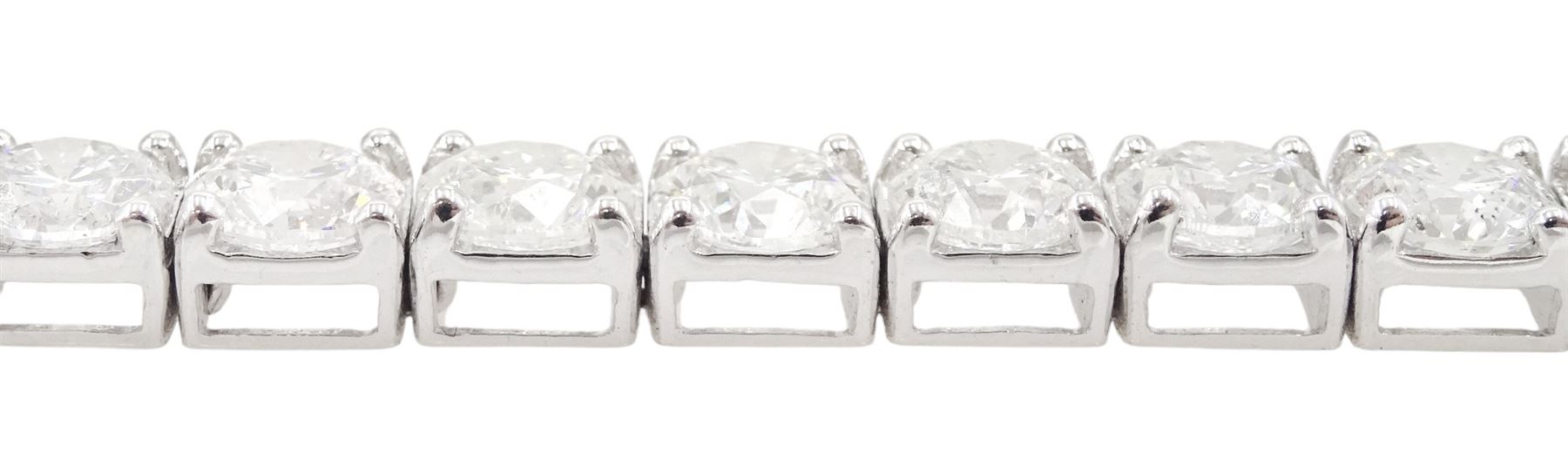 18ct white gold round brilliant cut diamond bracelet, stamped, total diamond weight approx 14.20 carat