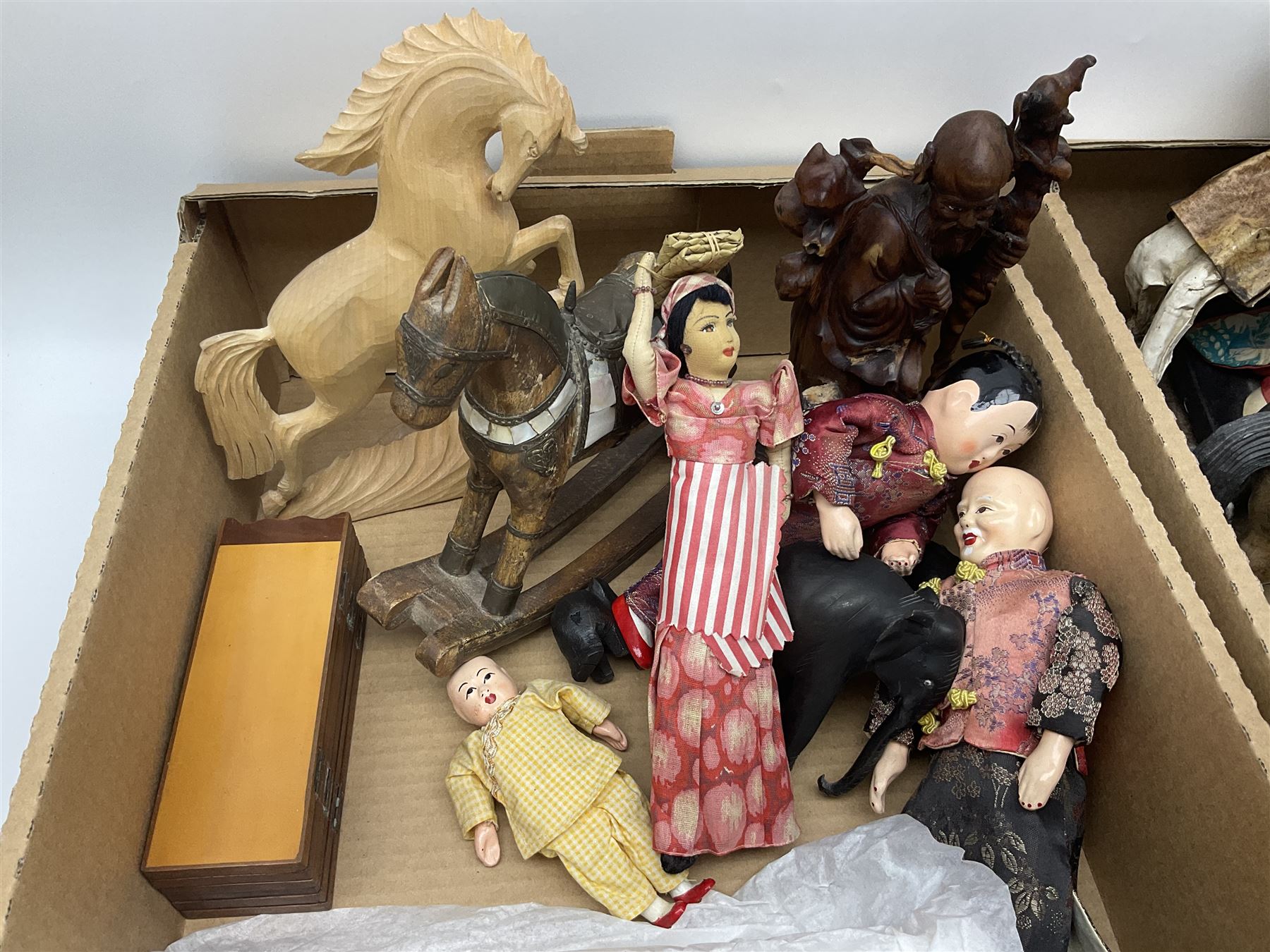 Collection of 20th century, mostly Chinese collectables, to include
