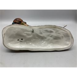 Royal Doulton model of an English setter carrying a pheasant, HN 2529, designed by Frederick Daws, H21cm