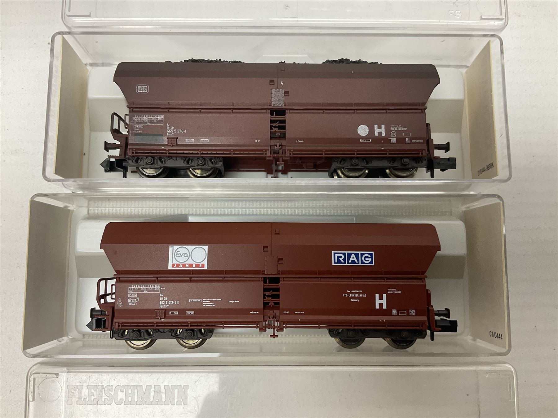 Fleischmann 'N' gauge - thirteen goods wagons Nos.8201K, 8234K, 8240K, 8282, 8325, 8330, 8372K, 8488K, 8515K, 834606K, 852401K, 852404K & 868523K; all boxed (13)