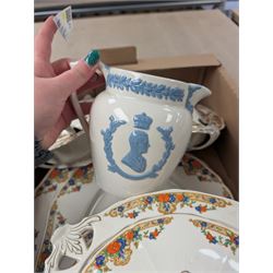 Alfred Meakin dinner wares and a Wedgwood 1953 Coronation jug