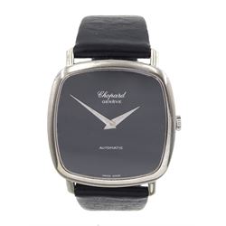 Chopard gentleman's 18ct white gold automatic wristwatch Ref. 2086, back case No. 170266, on black leather strap, with original stainless steel buckle