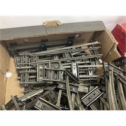 Hornby ‘0’ gauge - LNER 0-4-0 no.460 type 101 locomotive in green with key; further boxed ‘0’ gauge to include no.1 Crane Truck, no.2 single arm signals, open and closed goods wagons and cars; large quantity of track to include railway crossing, straight and curved track etc, in two boxes 