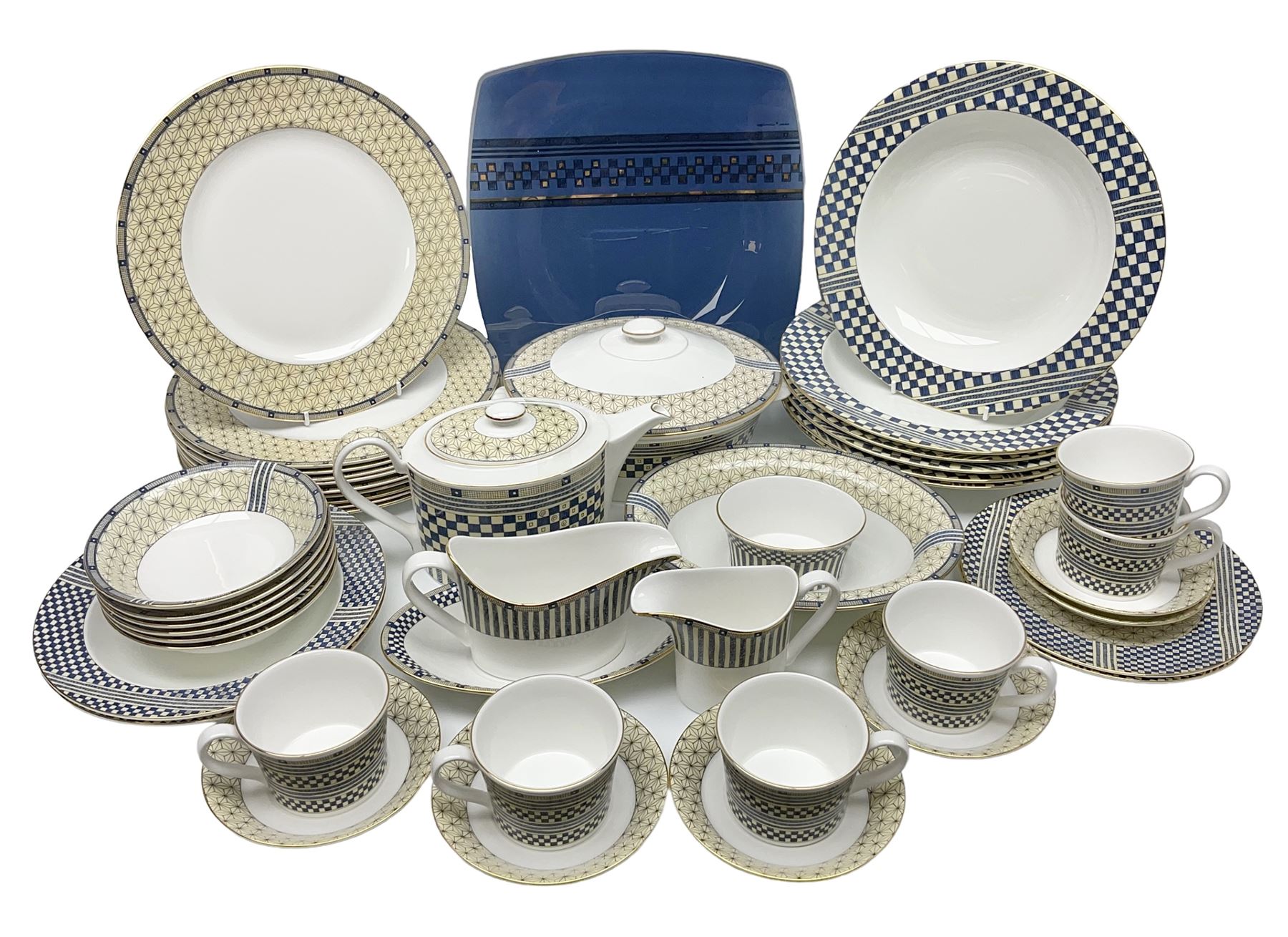 Wedgewood Samurai pattern, part tea and dinner service, to include teapot, open sucrier, milk jug, six cups and saucers, six dinner plates, six soup bowls, covered twin handled service dish, sauce boat and saucer etc (46)  