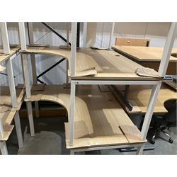Pair of left and right hand return light oak finish office desks with screens. - THIS LOT IS TO BE COLLECTED BY APPOINTMENT FROM DUGGLEBY STORAGE, GREAT HILL, EASTFIELD, SCARBOROUGH, YO11 3TX