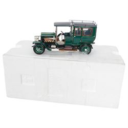 Five Franklin Mint 1:24 scale diecast models, comprising 1929 Rolls Royce Phantom I Cabriolet De Ville, 1925 Rolls Royce Silver Ghost, 1907 Rolls Royce Silver Ghost, 1914 Rolls Royce Silver Ghost and 1911 Rolls Royce Tourer, all in original packaging with paperwork