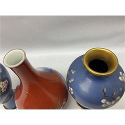 20th Century Japanese vase decorated with a blue dragon and gilding upon red yellow ground, bears Fukagawa Seiji mark (a/f), together with pair of blue cloisonné vases of baluster form decorated with blossom, and pair of Japanese vases, tallest H26cm