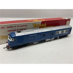 Tri-ang '00' gauge - 'Blue Pullman' DMU locomotive No.W60095 with non-powered car No.W60097 and Pullman Parlour Car; all boxed; and unmade Tri-ang CKD (Completely Knocked Down) kit for two composite coaches; boxed (4)