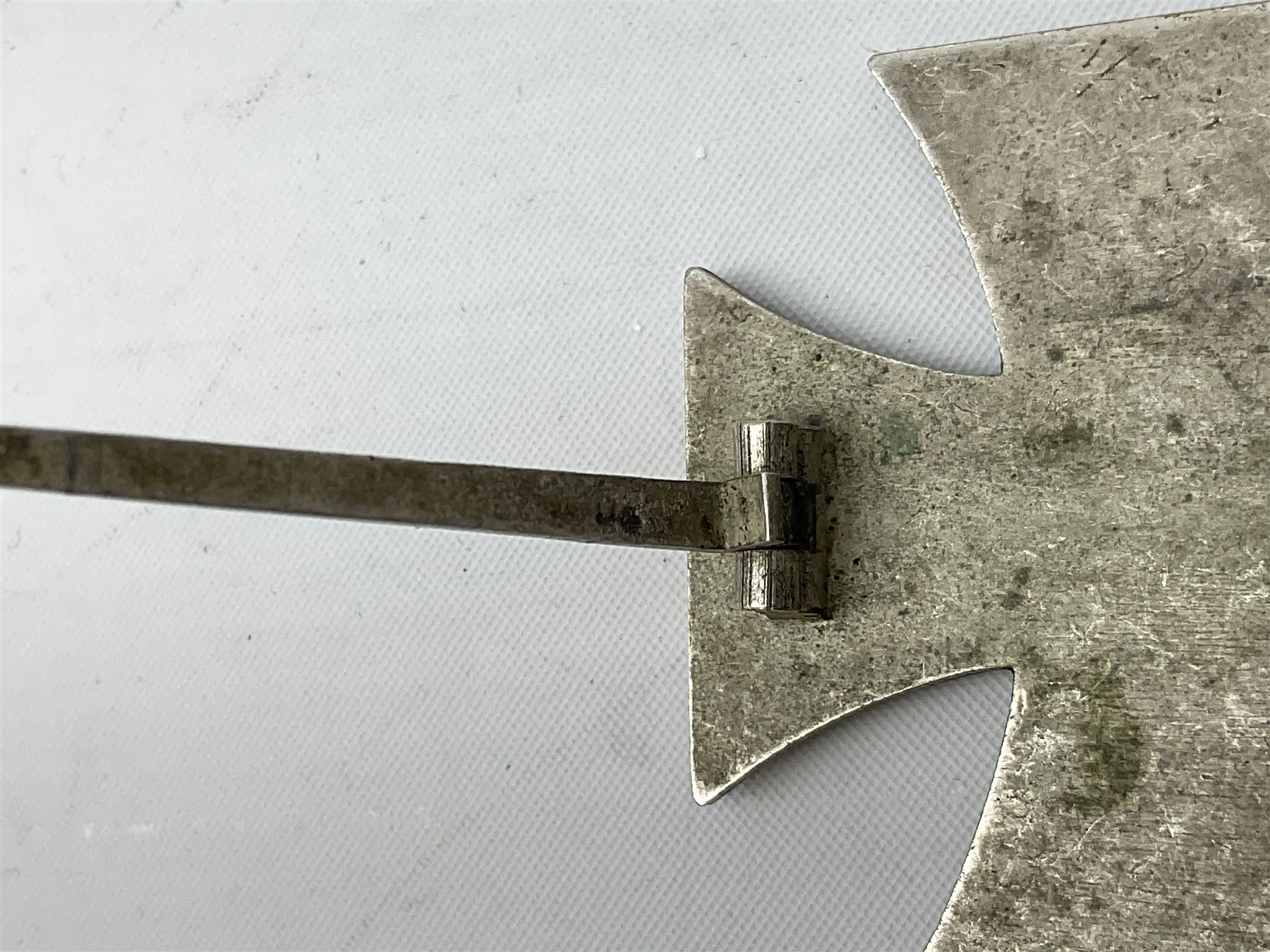 WW2 German Iron Cross 1st Class, back of pin indistinctly stamped ?20; and WW2 German Iron Cross 2nd Class, ring indistinctly stamped ?100 for Rudolf Wachtler und Lange (2)