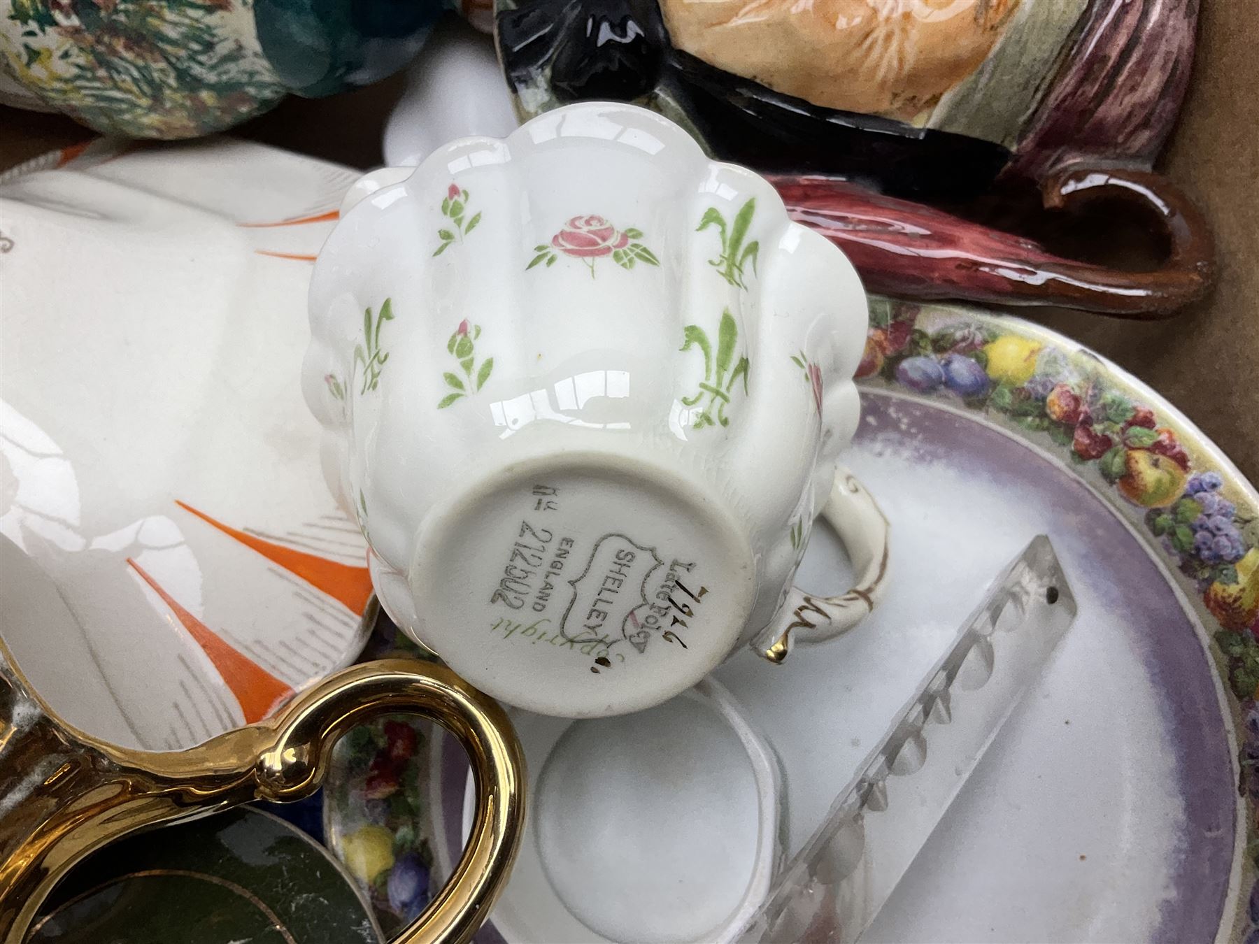 Collection of ceramics, to include Bretby Clanta Vase, Beswick Winnie the Pooh owl, Shelley teacup and saucer, Shelley Candlestick, Wedgewood vase etc, in two boxes