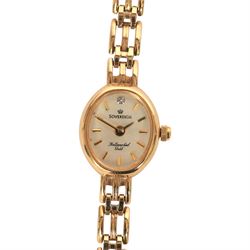 Sovereign ladies 9ct gold quartz watch, on integral 9ct gold bracelet, hallmarked, with additional links