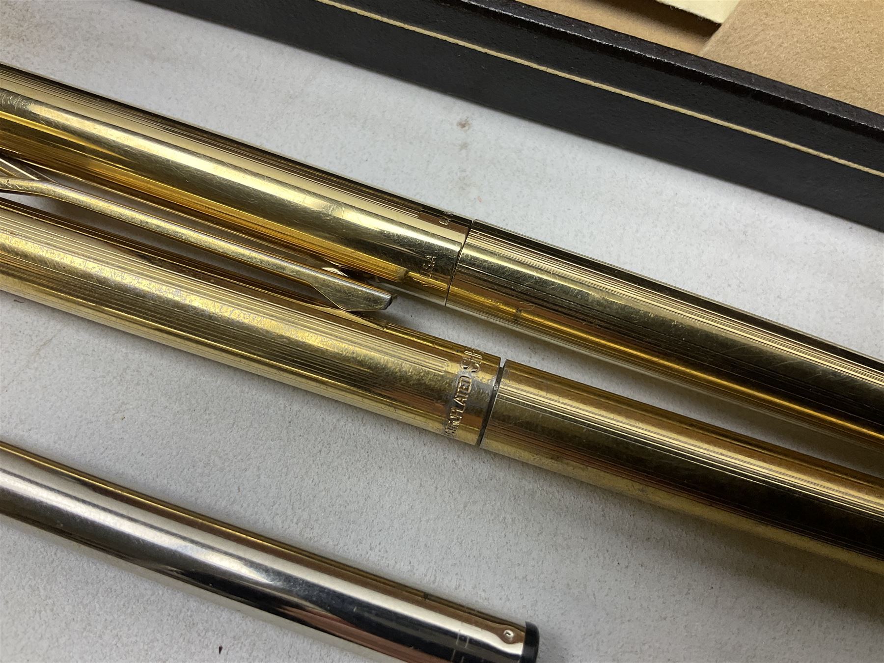 Sheaffer gold plated mechanical pencil, model TRZ 70, together with a matching gold plated Sheaffer fountain pen, with case