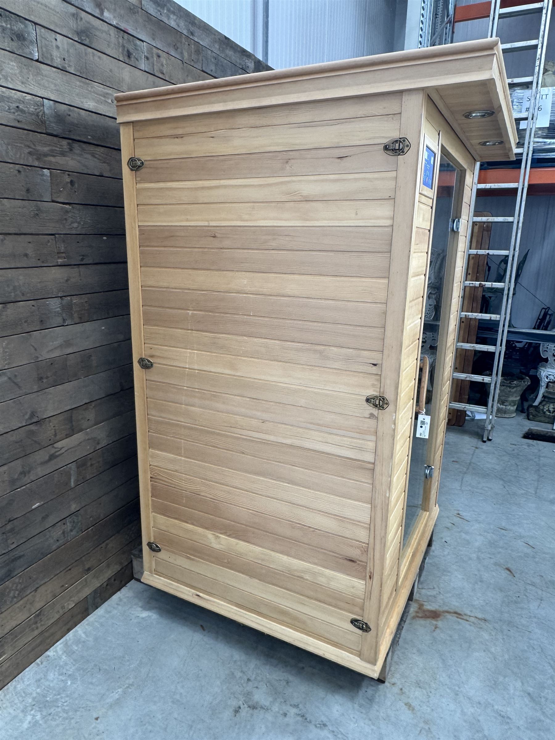Sahara Valley HL-200K2 infrared sauna