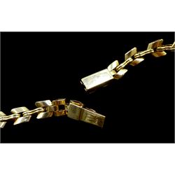 9ct gold link necklace, approx 15gm