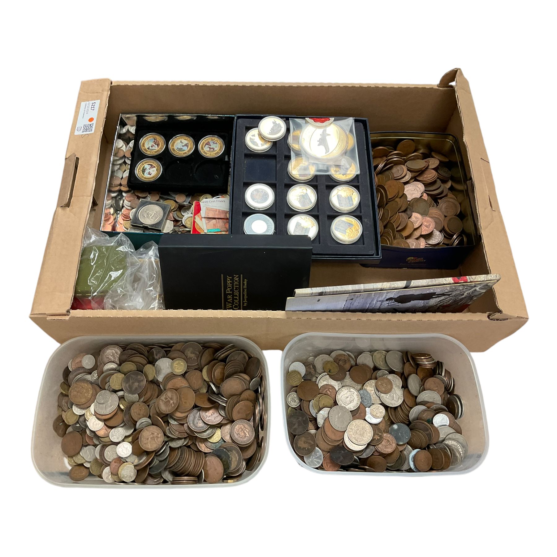 Commemorative and other coinage, including Great British pre-decimal pennies and other denominations, Bailiwick of Guernsey round fifty pence coins etc